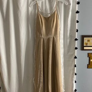 Sparkly rose gold prom dress!